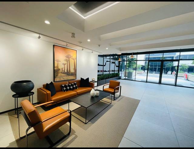333M² OFFICE TO LET IN VORNA VALLEY